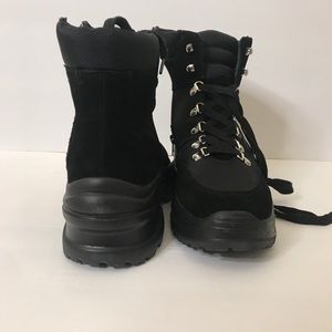 riland platform bootie